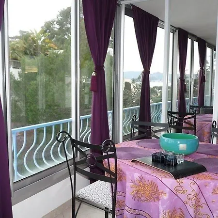 One Bedroom In With A Terrasse And Stunning Views Walking Distance To The Palais 453